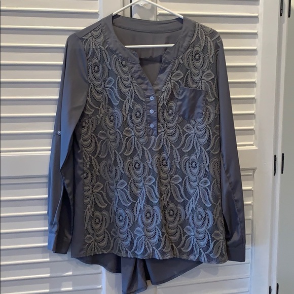 Long sleeve, fog green blouse. - Picture 1 of 4